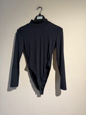 Black Long-Sleeve Mock Neck Bodysuit - Women